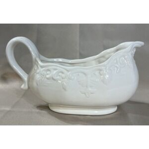 VTG GRAVY‎ BOAT OFF WHITE WITH EMBOSSED SCROLL~ BICO CHINA (2496)